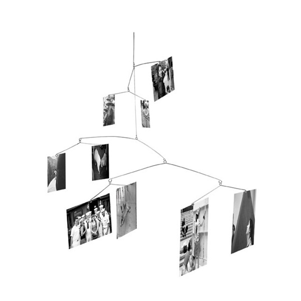 Kikkerland MH14 véletlenszerű elrendezéssel függesztett térbeli króm fényképtartó (MH14)
