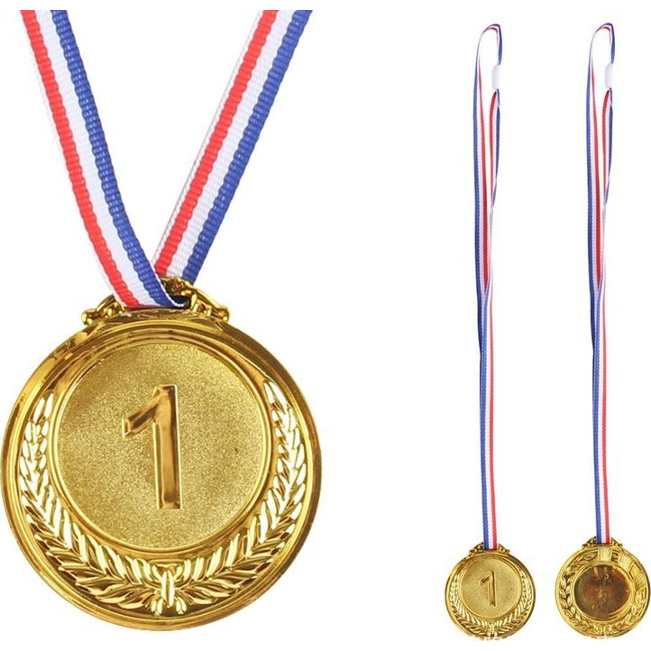 Lean Toys Aranyérem Első Helyért Díj Trófea Cink 6,5 cm (20947)