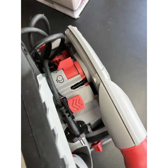 Holzmann Maschinen TAS165 Merülőfűrész 165 mm 1200 W - Esztétikailag sérült termék!