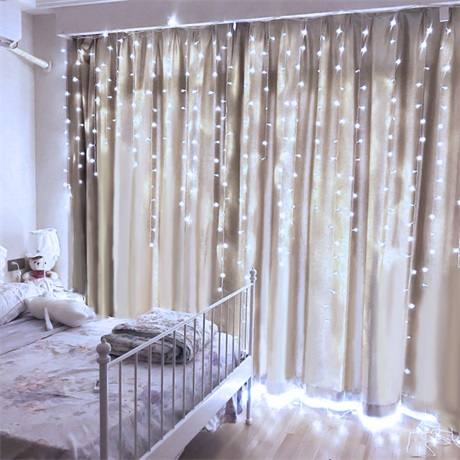 Family Decor 58902C Beltéri LED fényfüggöny 2.2m - Középfehér (58902C)