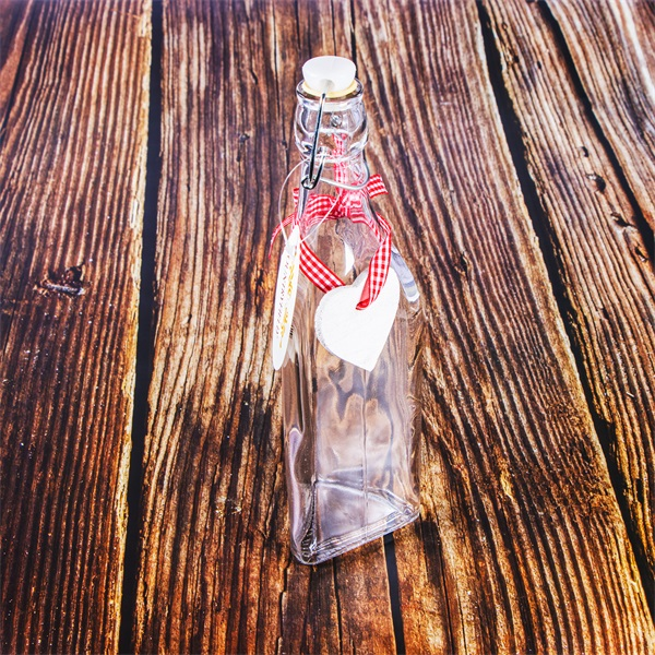 Estelle Csatos Üveg - 750 ml (608780)