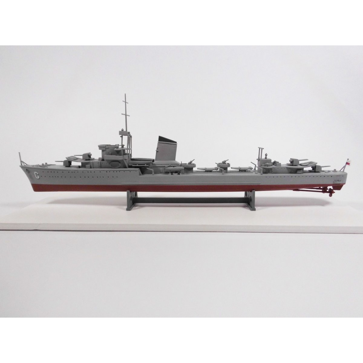 Mirage Hoby ORP 'Grom' wz.38 hajó műanyag modell (1:400) (840093)