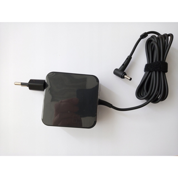 ASUS 0A001-00897500 adattatore e invertitore Interno 65 W Nero