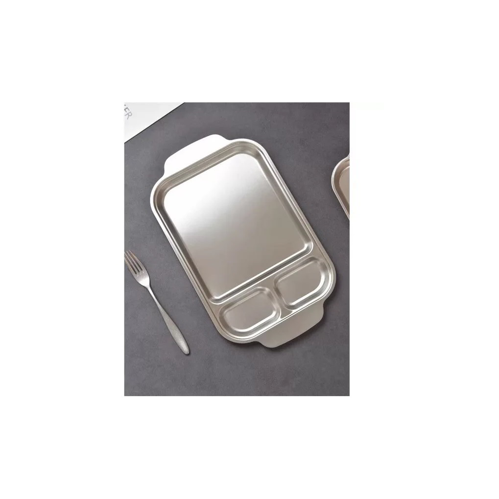 TOO KT-303 Praktikus rozsdamentes acél tálca fogóval 40.8 x 24.3 x 1 cm (KT-303)