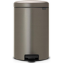 Brabantia NewIcon pedálos hulladékgyűjtő szagmentesen záródó Soft-Close fedél, műanyag tartály, 20L - Y méret, acél, platinaszürke - 114045