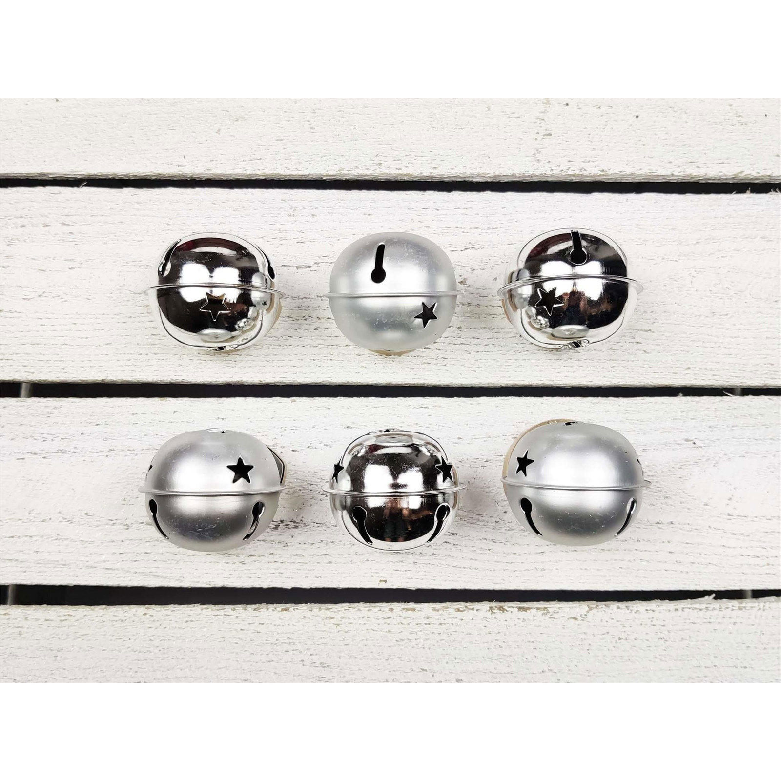 LAALU Dísz szett, ezüst csengők, 6 cm, 6 db (LAU-2022)