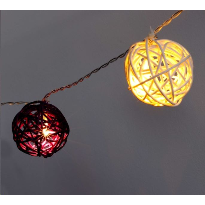 IRIS Gömb alakú fonott/rattan/4m/meleg fehér + lila/20db LED-es/3xAA elemes fénydekoráció (101-03) (101-03)