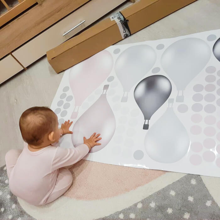 Falmatrica gyerekszobába - Rózsaszín, szürke hőlégballonok (3670bf)